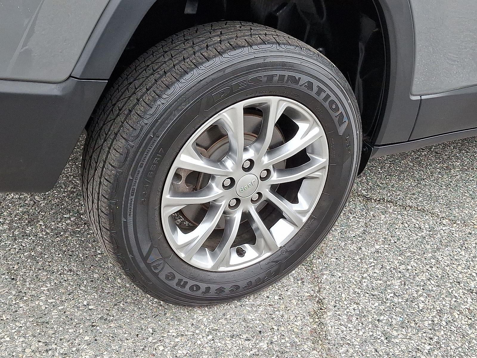 2021 Jeep Cherokee Latitude Lux