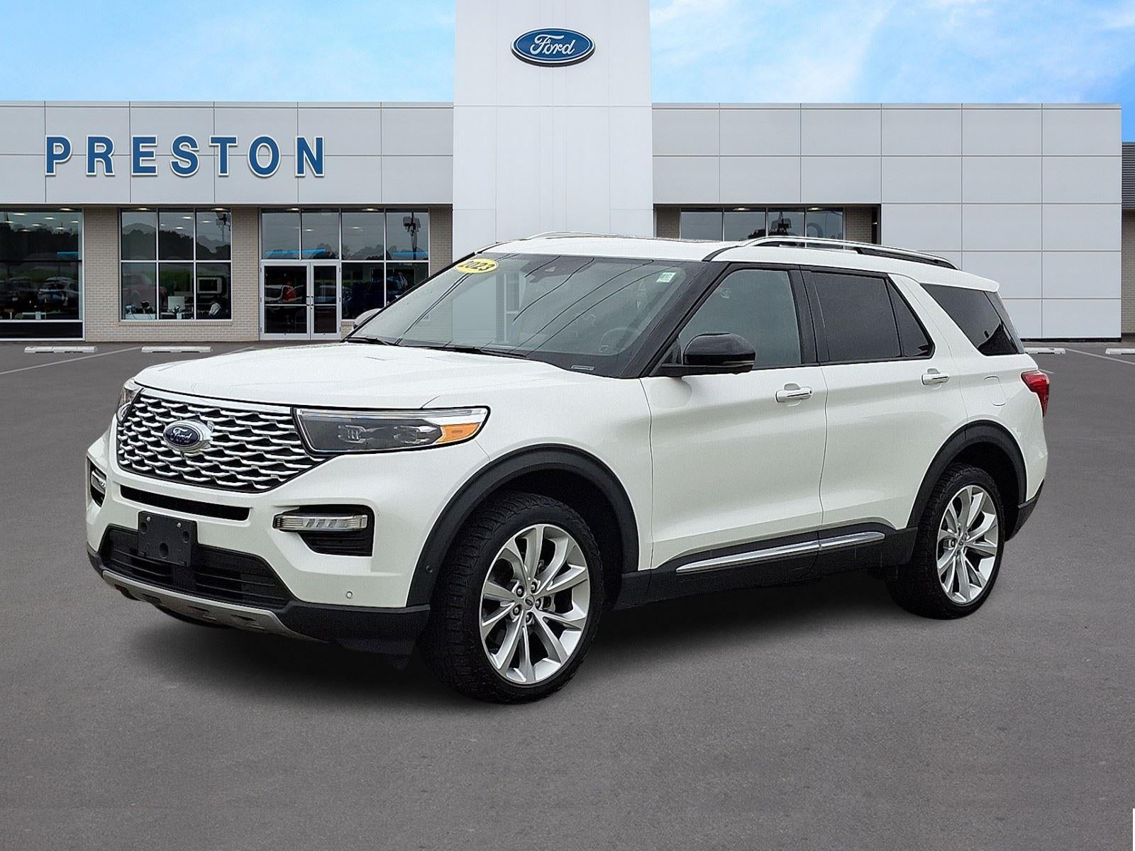 2023 Ford Explorer Platinum