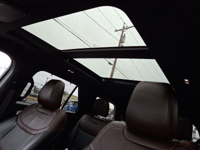 2023 Ford Explorer Platinum