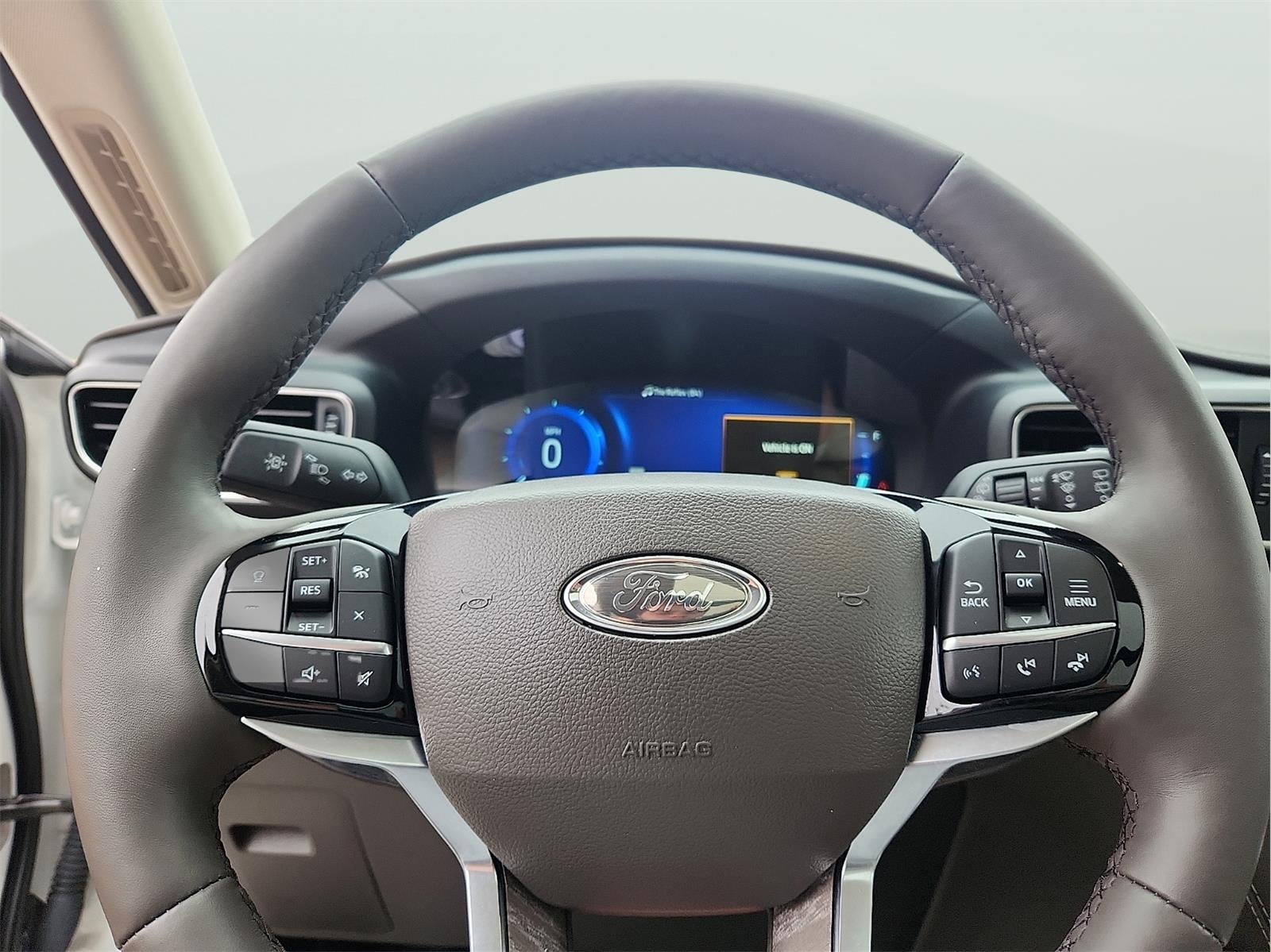 2023 Ford Explorer Platinum