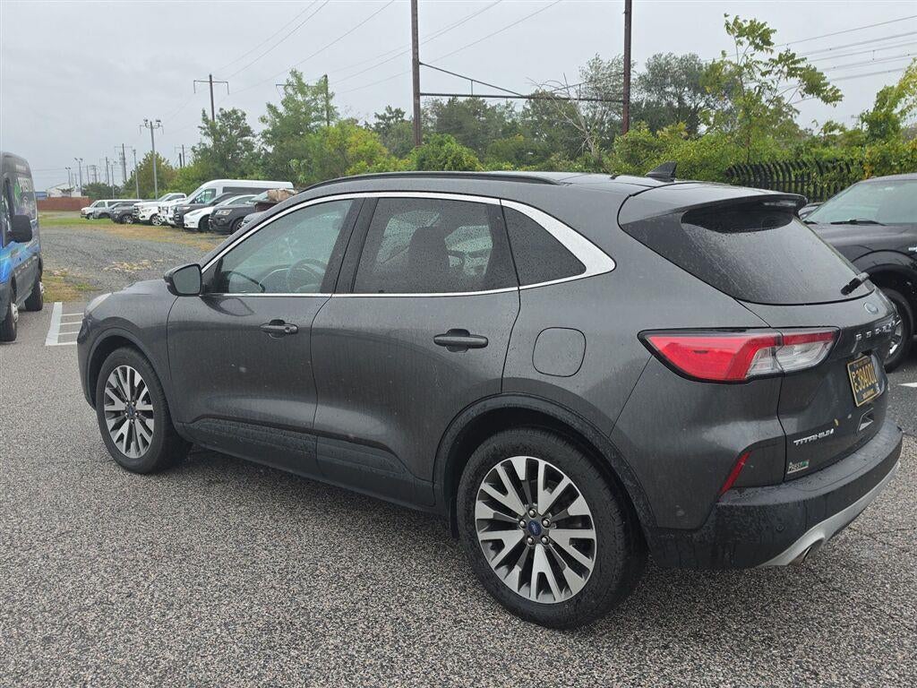 2020 Ford Escape Hybrid Titanium
