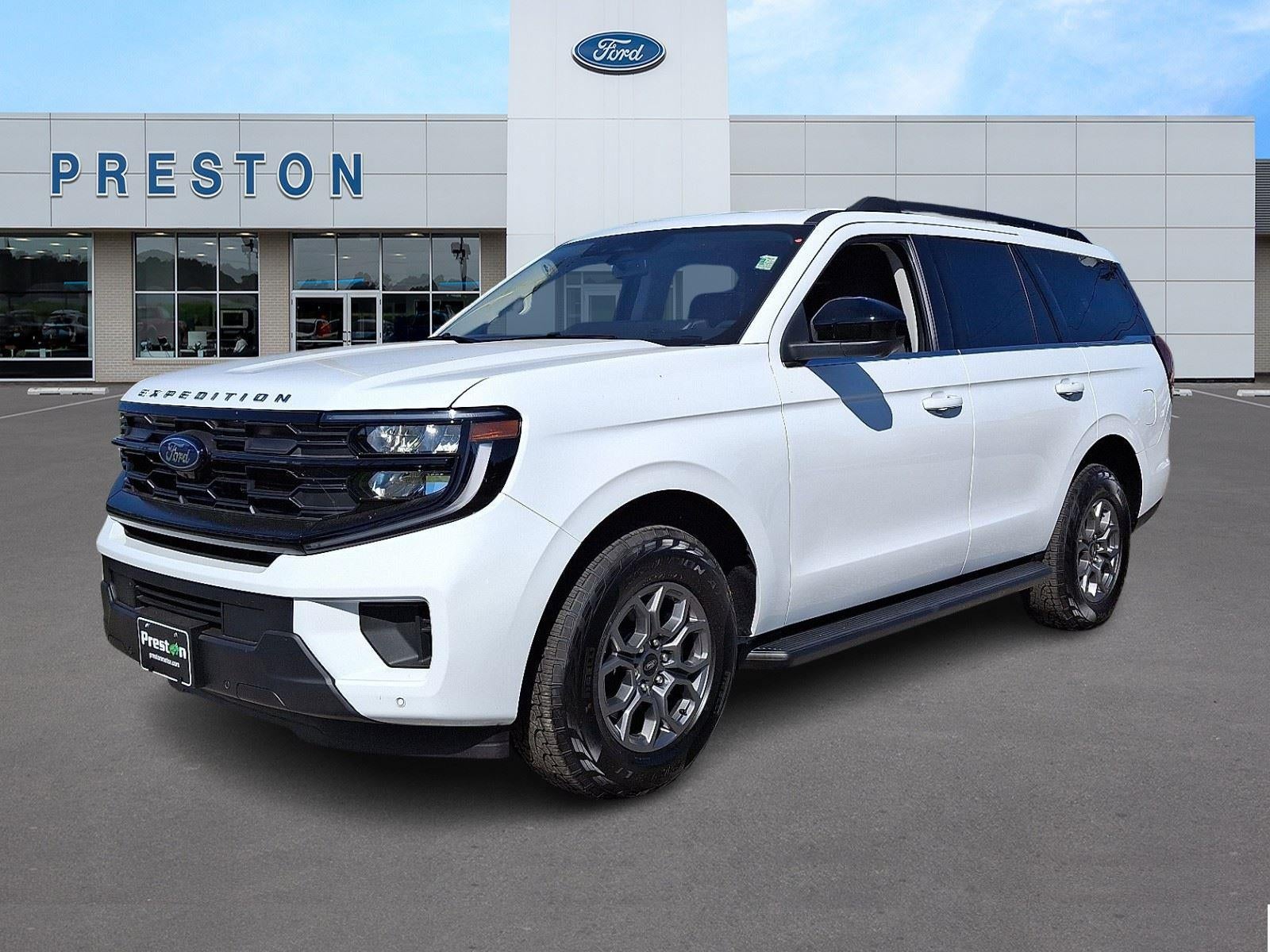 2025 Ford Expedition Active