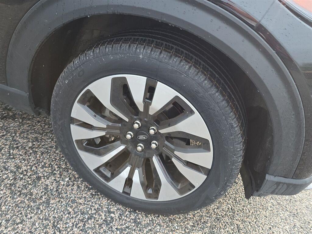 2025 Ford EXPLORER PLAT