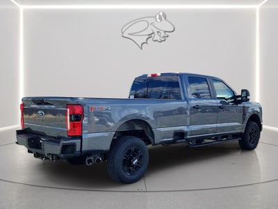 2026 Ford Super Duty F-350 SRW XL