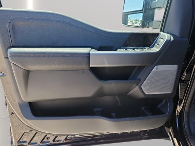2026 Ford Super Duty F-350 DRW LARIAT