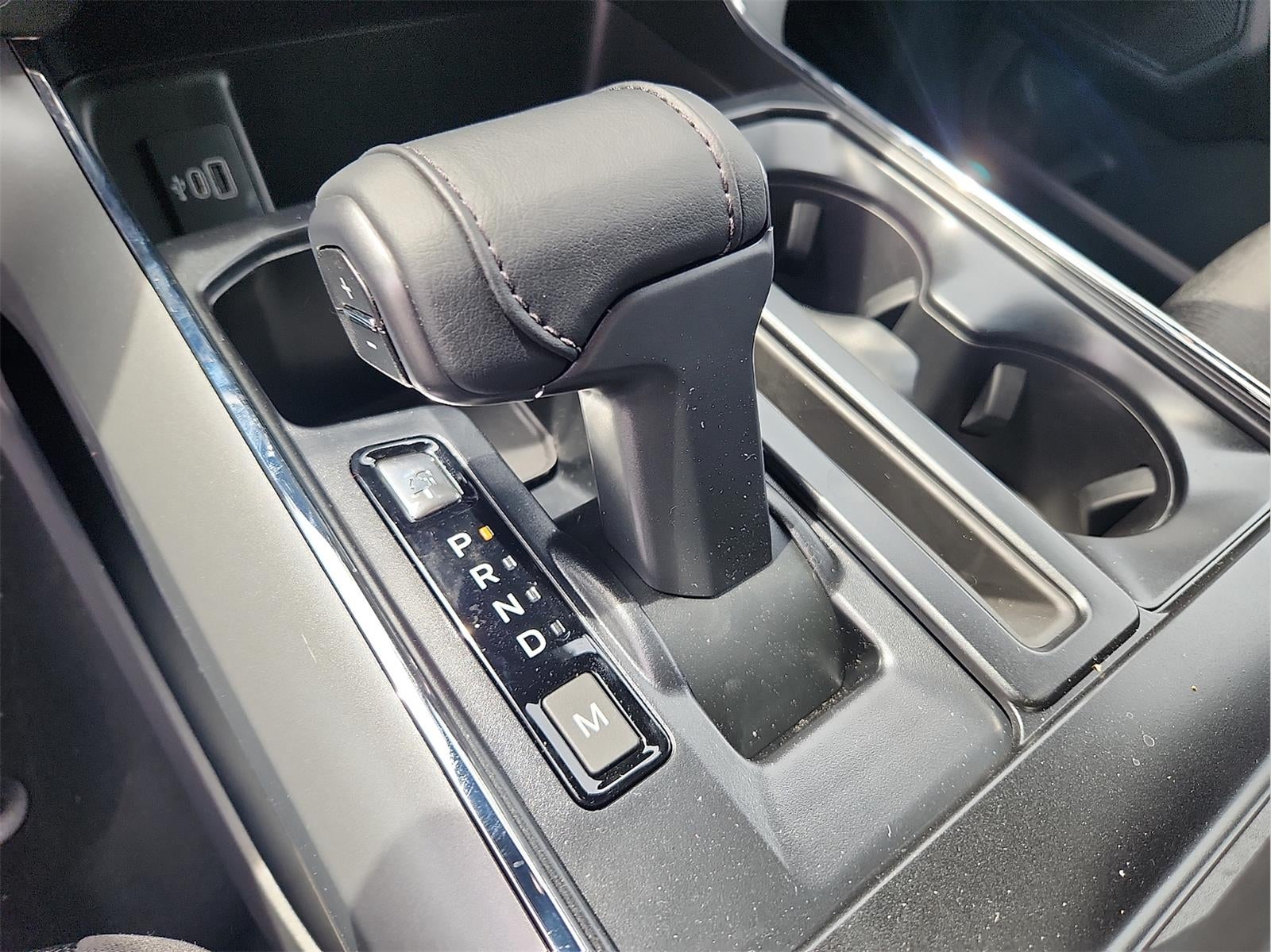 2025 Ford F-150 XLT - Photo 9