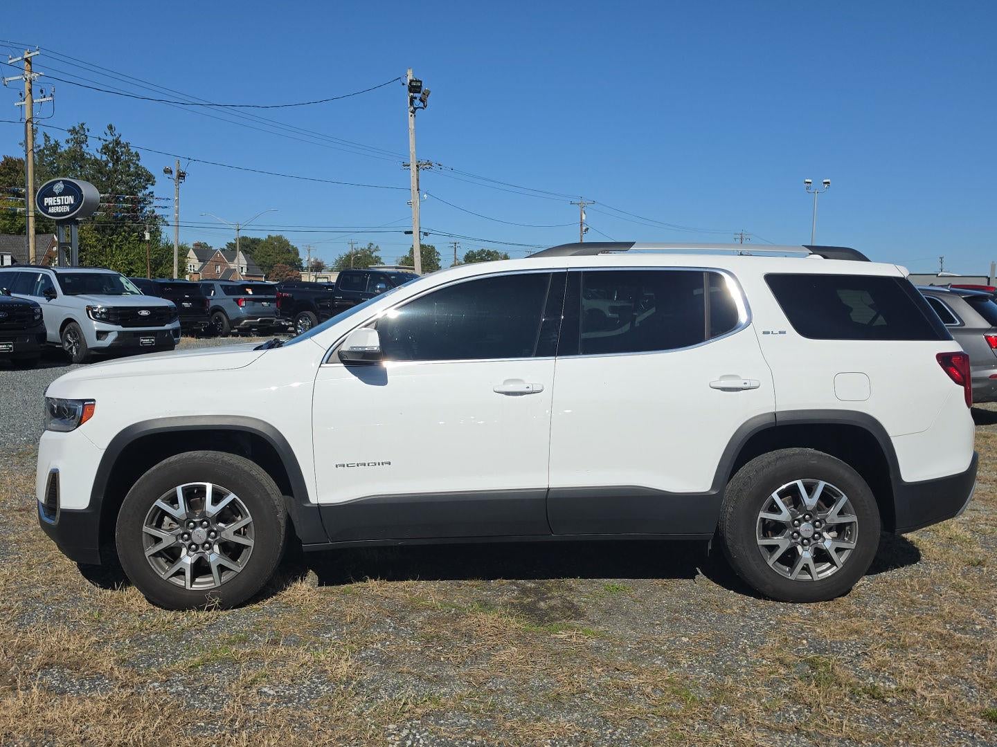 2023 GMC Acadia SLE