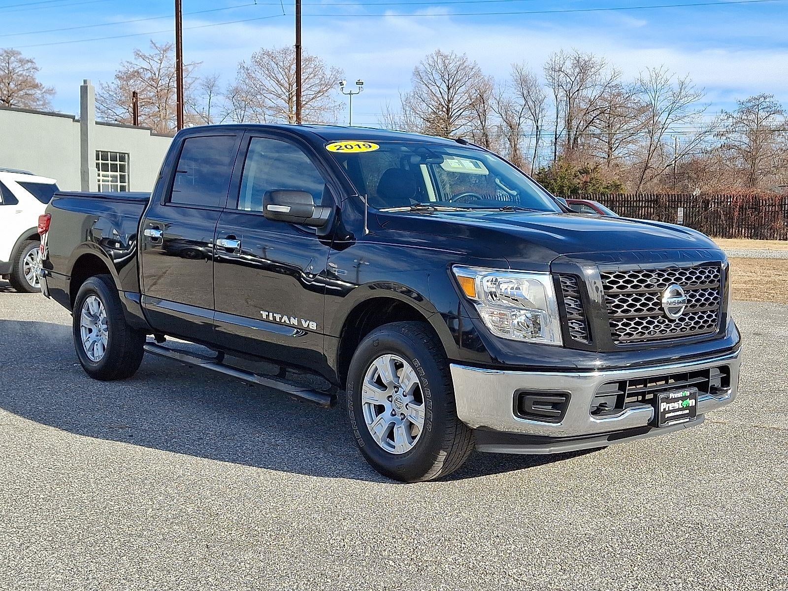 2019 Nissan Titan SV