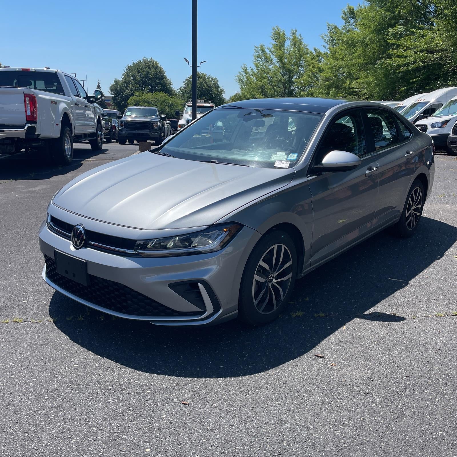 2025 Volkswagen JETTA SE
