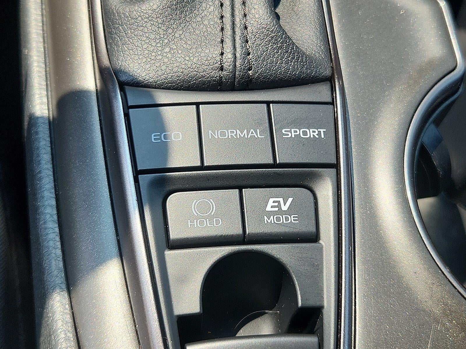 2024 Toyota Camry Hybrid XSE