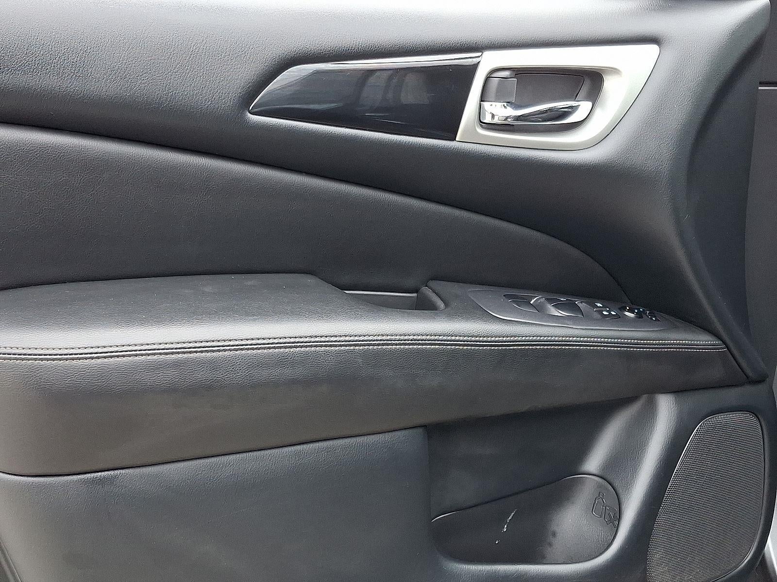 2020 Nissan Pathfinder S