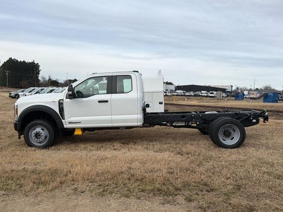2026 Ford Super Duty F-450 DRW XL CHASSIS ONLY