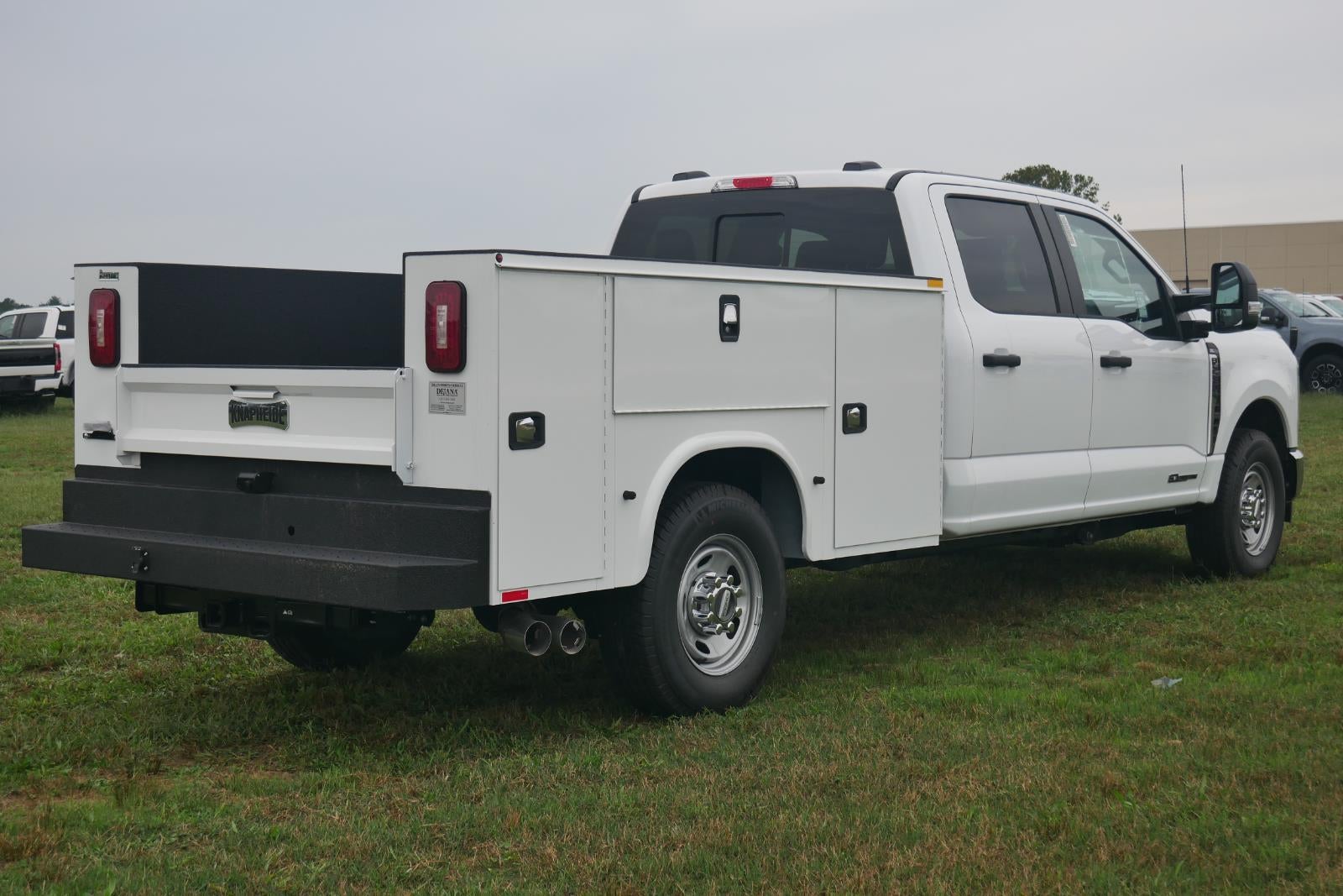 2025 Ford Super Duty F-250 8' KNAPHEIDE SERVICE BODY, SPRAY IN LINER, CLASS V HITCH