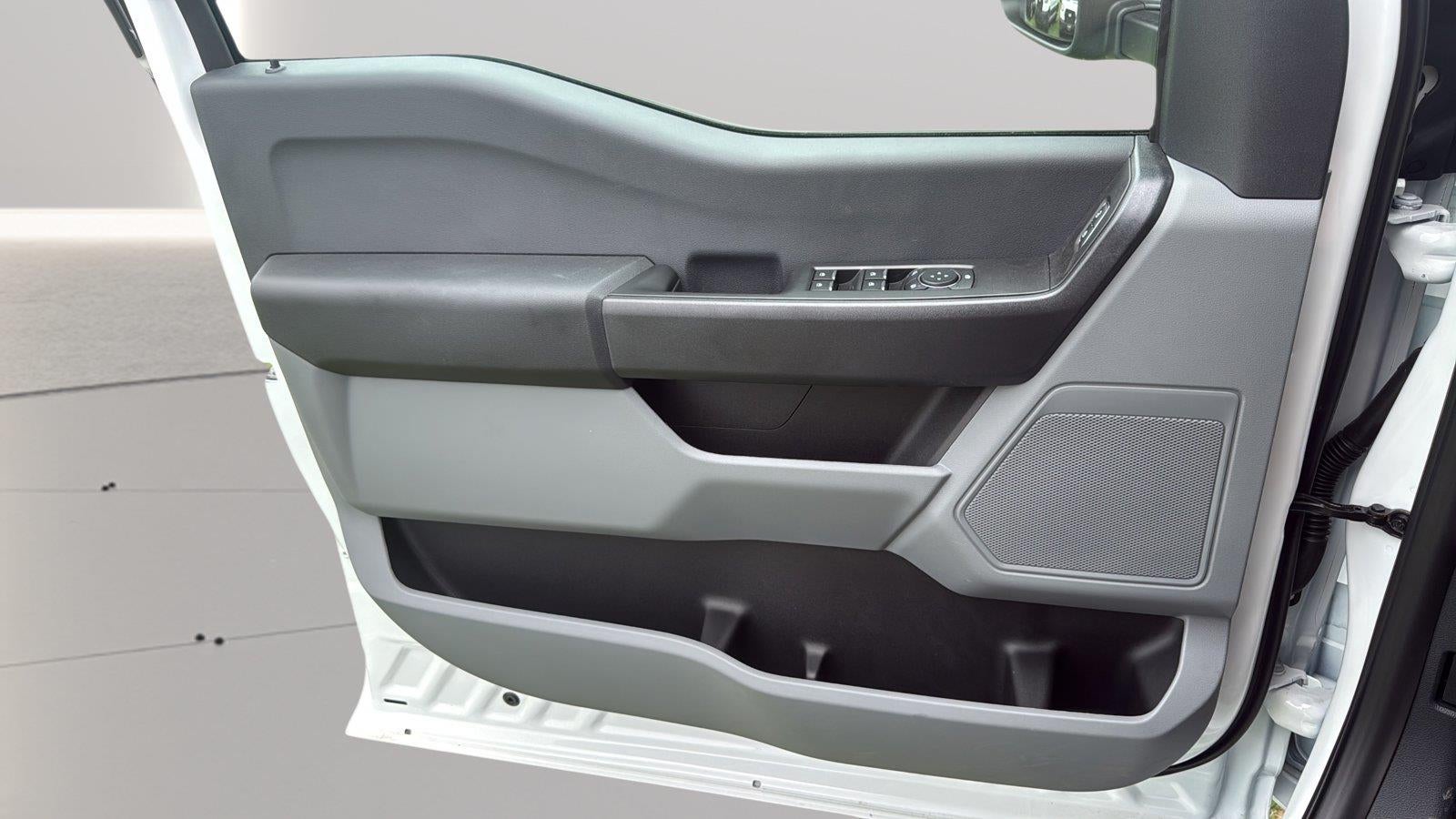 2026 Ford Super Duty F-350 SRW 9FT KNAPHEIDE SERVICE BODY CLASS V REVEIVER SPRAY FLOORS, TOPS AND BUMPER