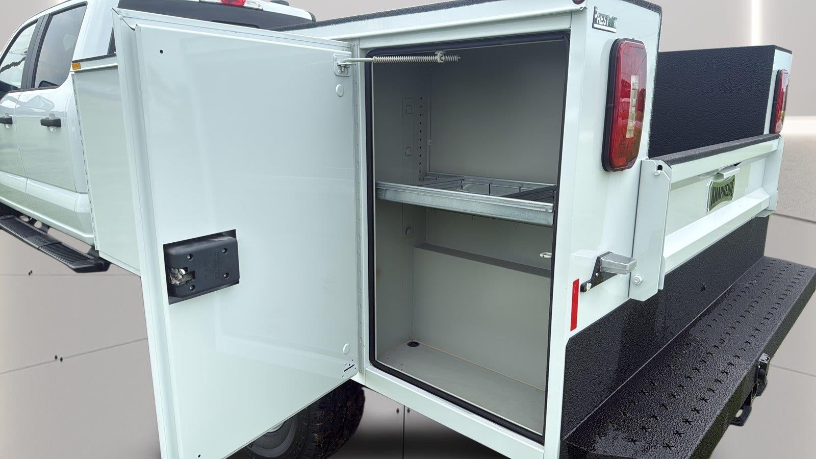 2026 Ford Super Duty F-350 SRW 9FT KNAPHEIDE SERVICE BODY CLASS V REVEIVER SPRAY FLOORS, TOPS AND BUMPER