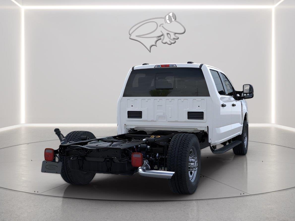 2026 Ford Super Duty F-350 SRW 9' KNAPHEIDE SERVICE BODY, CLASS V HITCH, SPRAY IN LINER