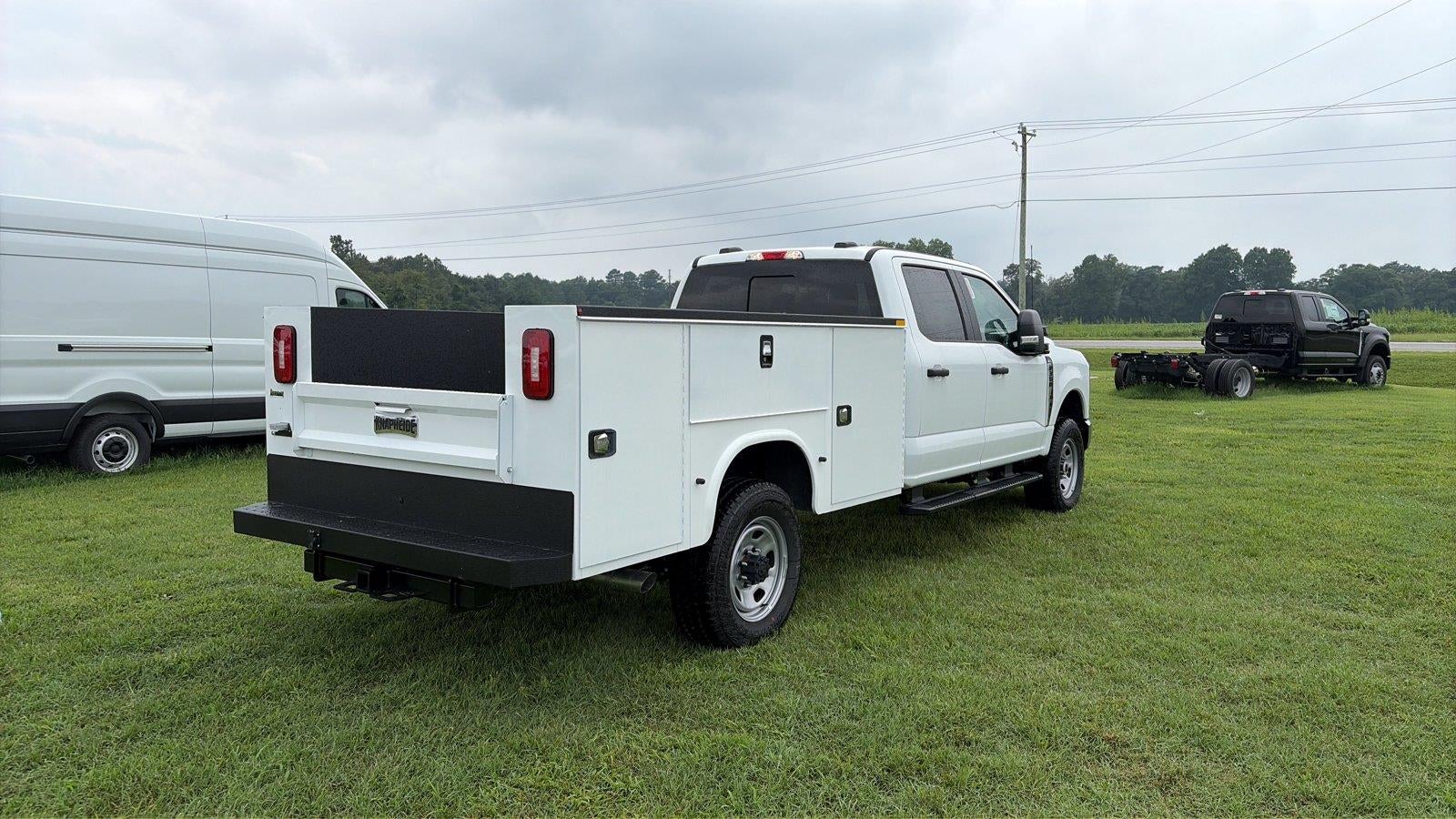 2026 Ford Super Duty F-350 Srw 9' KNAPHEIDE SERVICE BODY, CLASS V HITCH, SPRAY IN LINER,