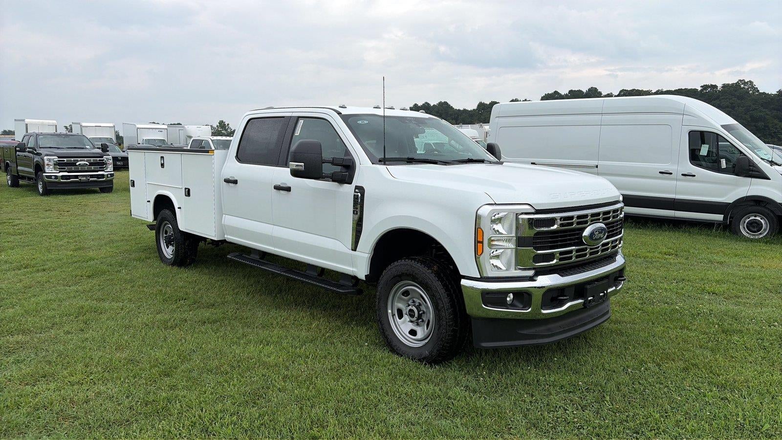 2026 Ford Super Duty F-350 Srw 9' KNAPHEIDE SERVICE BODY, CLASS V HITCH, SPRAY IN LINER,