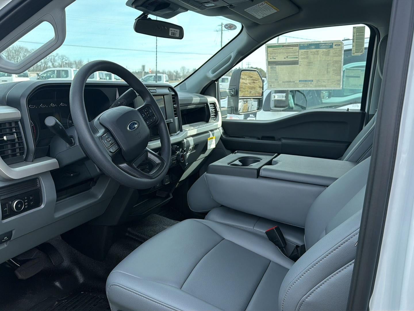 2025 Ford Super Duty F-350 XL