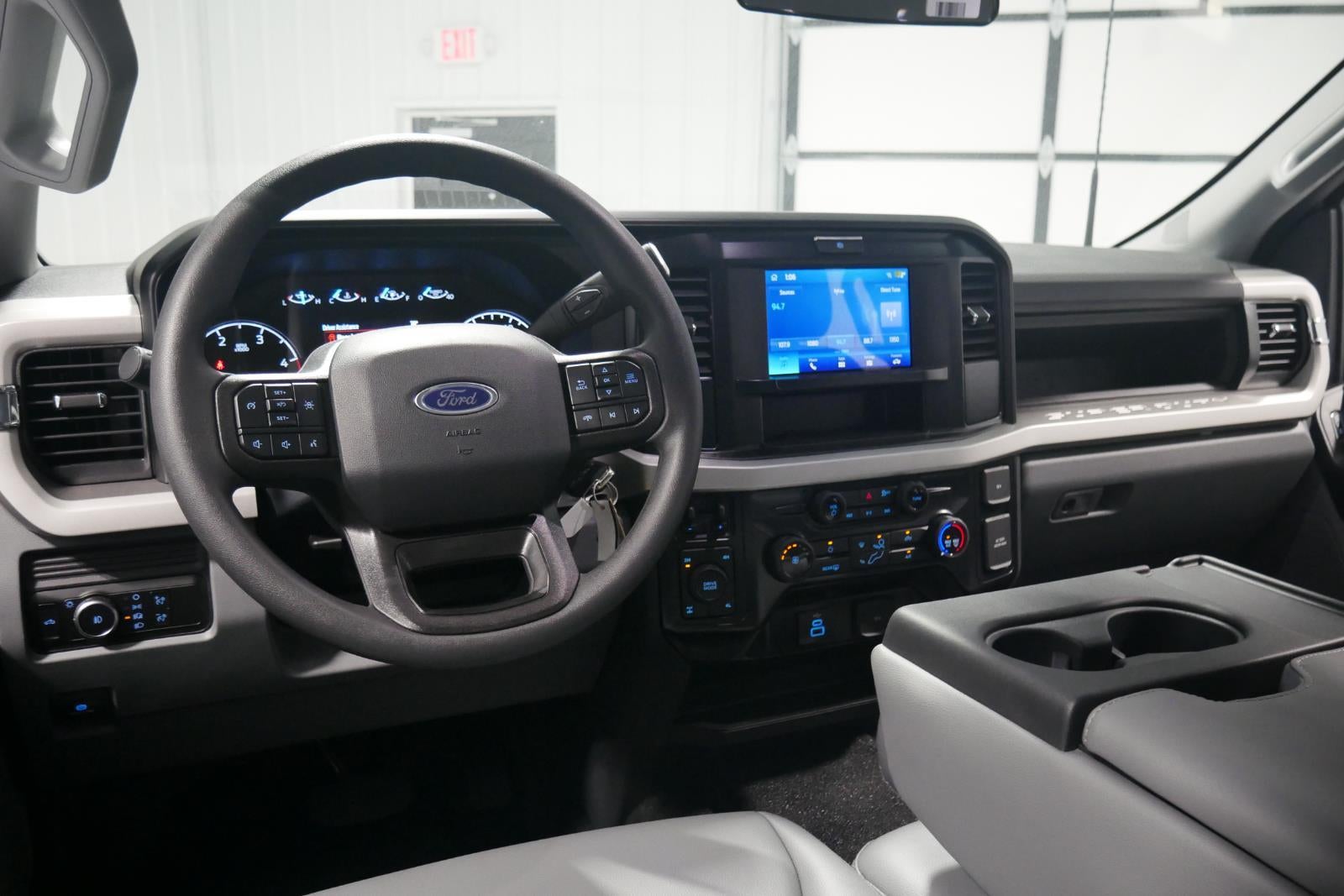 2025 Ford Super Duty F-350 XL