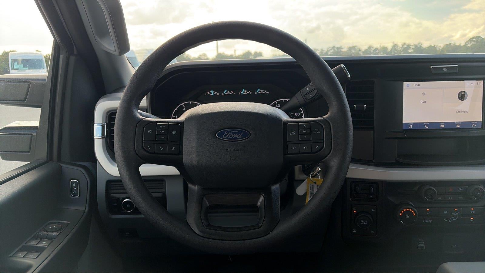 2027 Ford Super Duty F-350 Srw XL