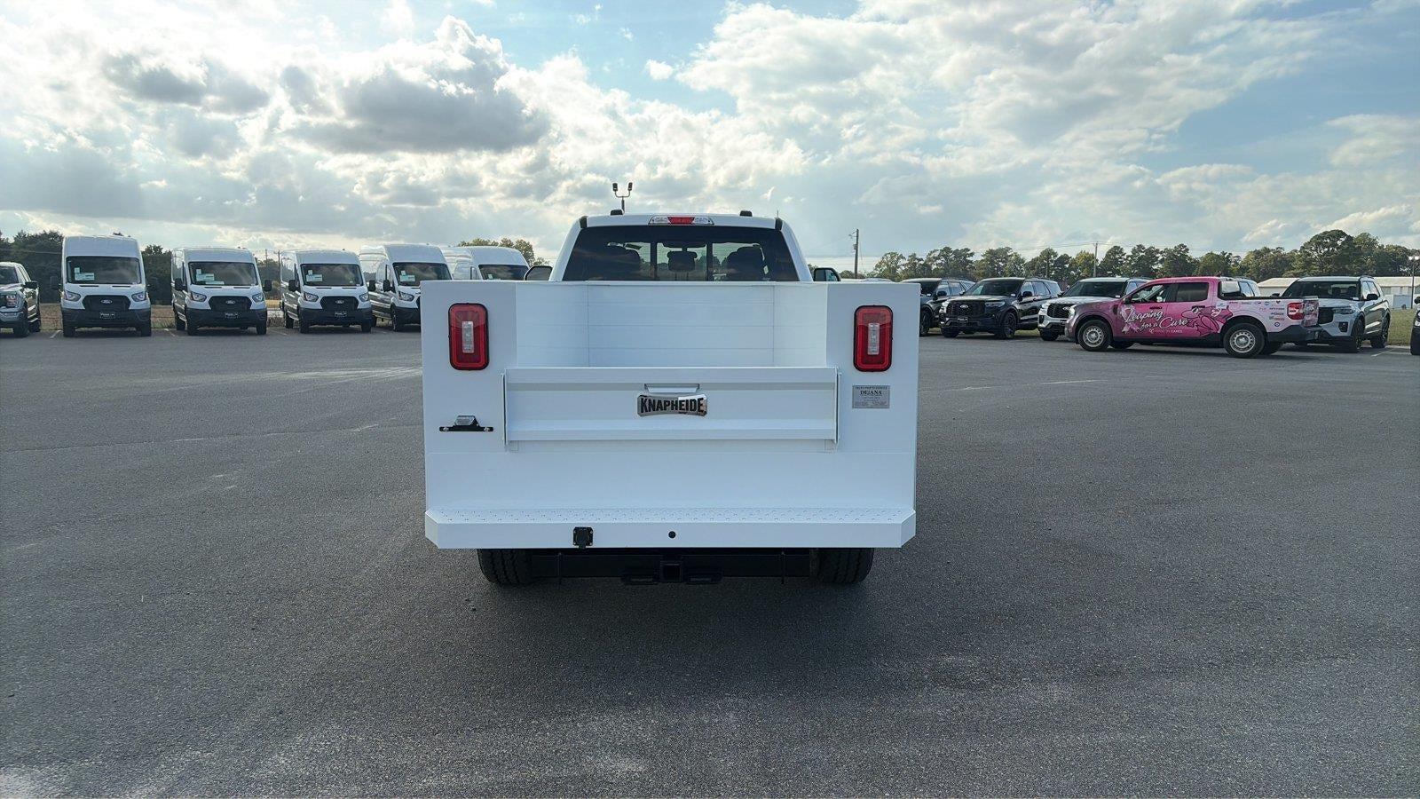 2027 Ford Super Duty F-350 Srw XL