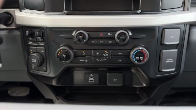 2027 Ford Super Duty F-350 SRW XL