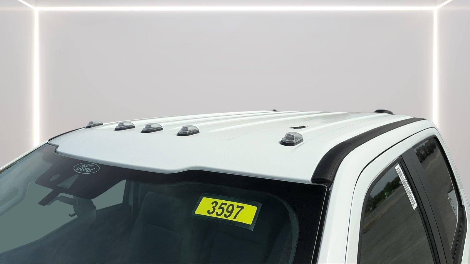 2027 Ford Super Duty F-350 SRW XL