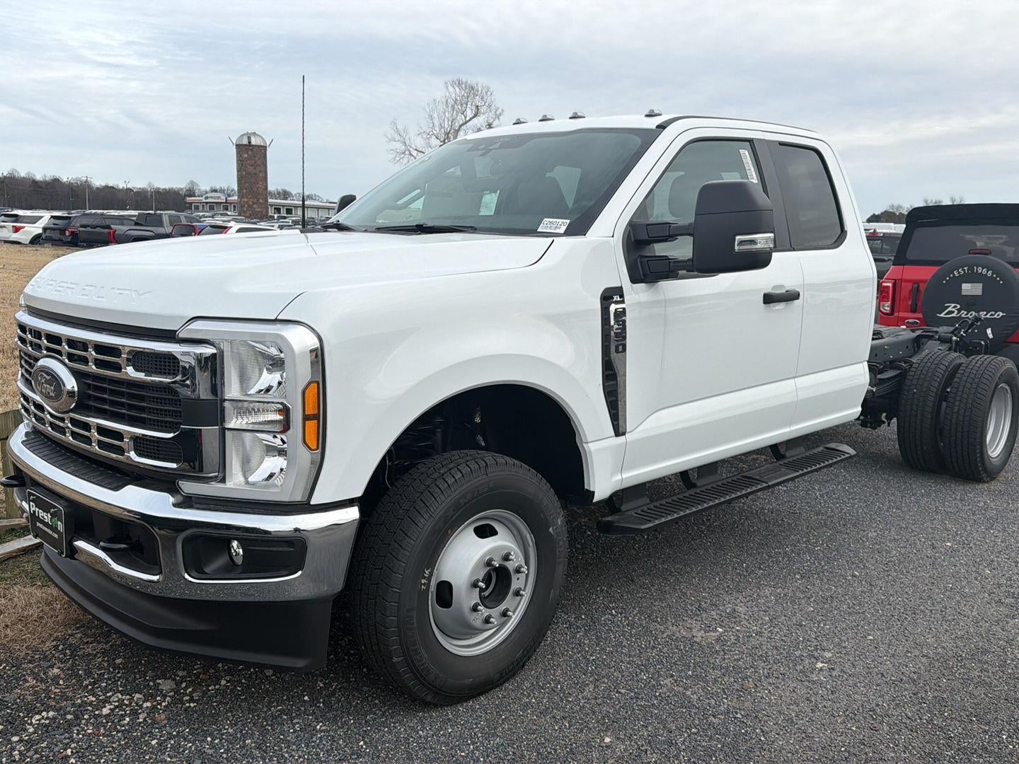 2026 Ford Super Duty F-350 DRW XL