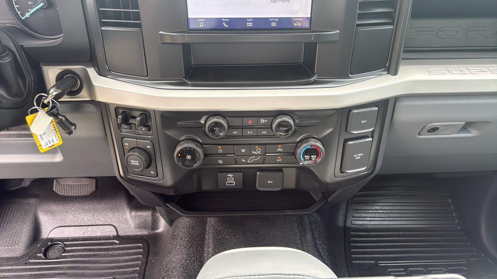 2026 Ford Super Duty F-450 DRW XL CHASSIS ONLY
