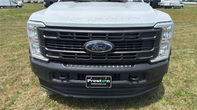 2026 Ford Super Duty F-450 DRW XL CHASSIS ONLY