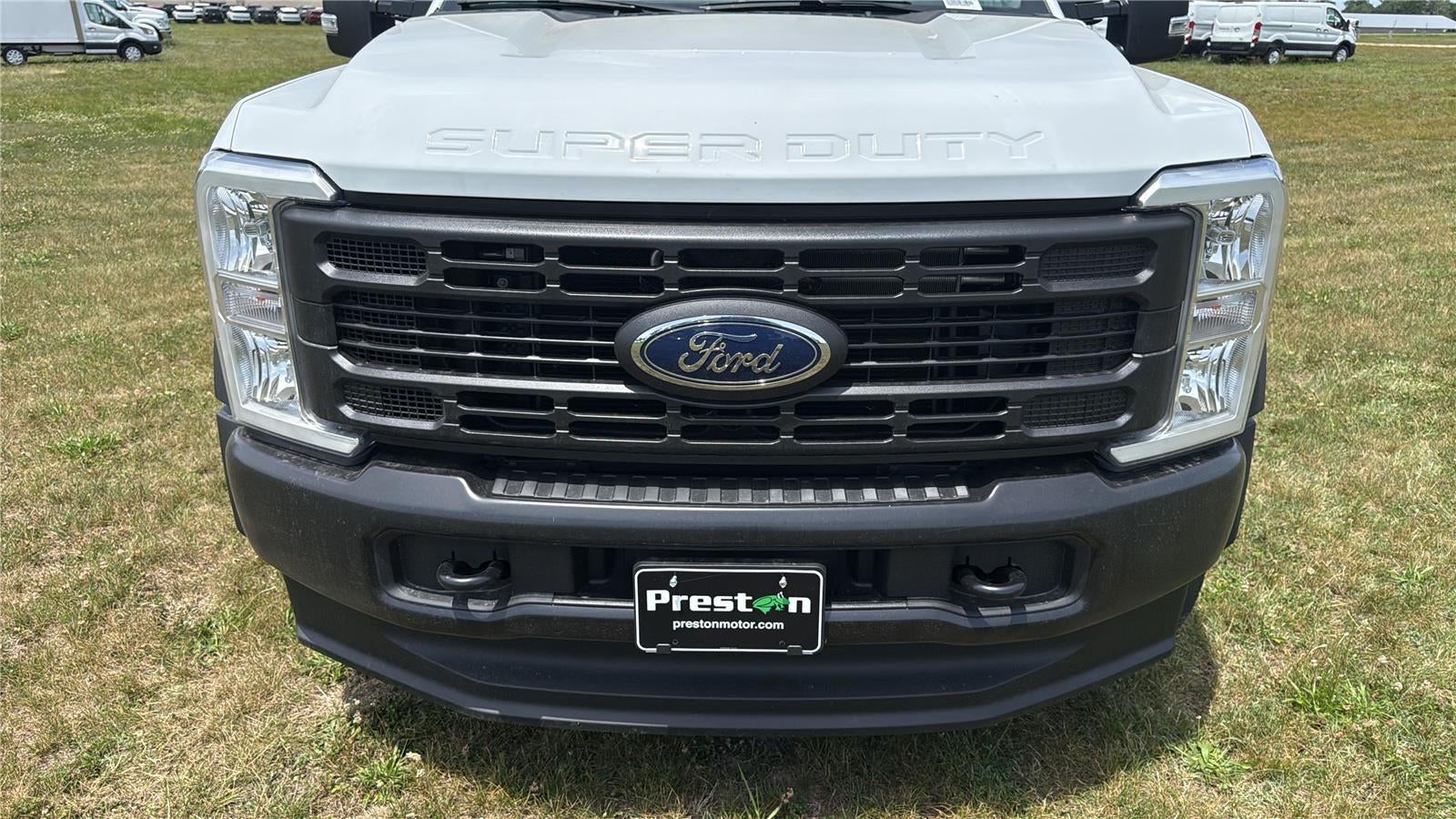 2026 Ford Super Duty F-450 DRW XL CHASSIS ONLY