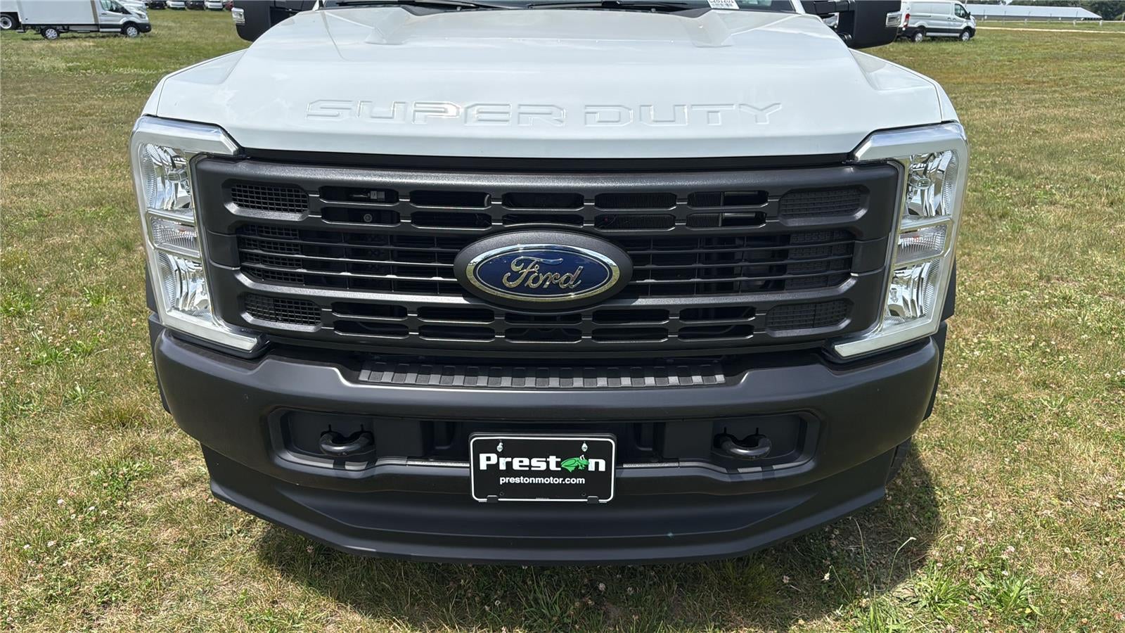 2026 Ford Super Duty F-450 DRW XL CHASSIS ONLY