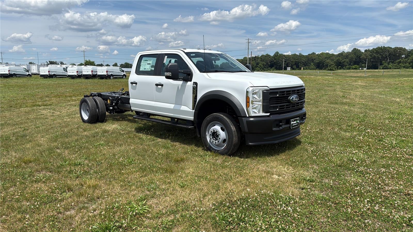 2026 Ford Super Duty F-450 DRW XL CHASSIS ONLY
