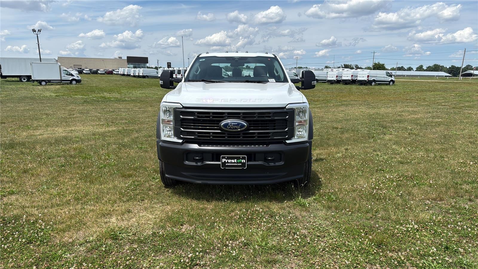 2026 Ford Super Duty F-450 DRW XL CHASSIS ONLY