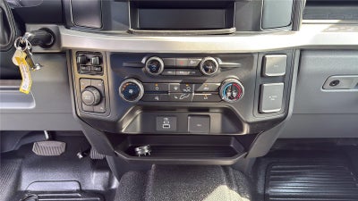 2026 Ford Super Duty F-450 DRW XL CHASSIS ONLY