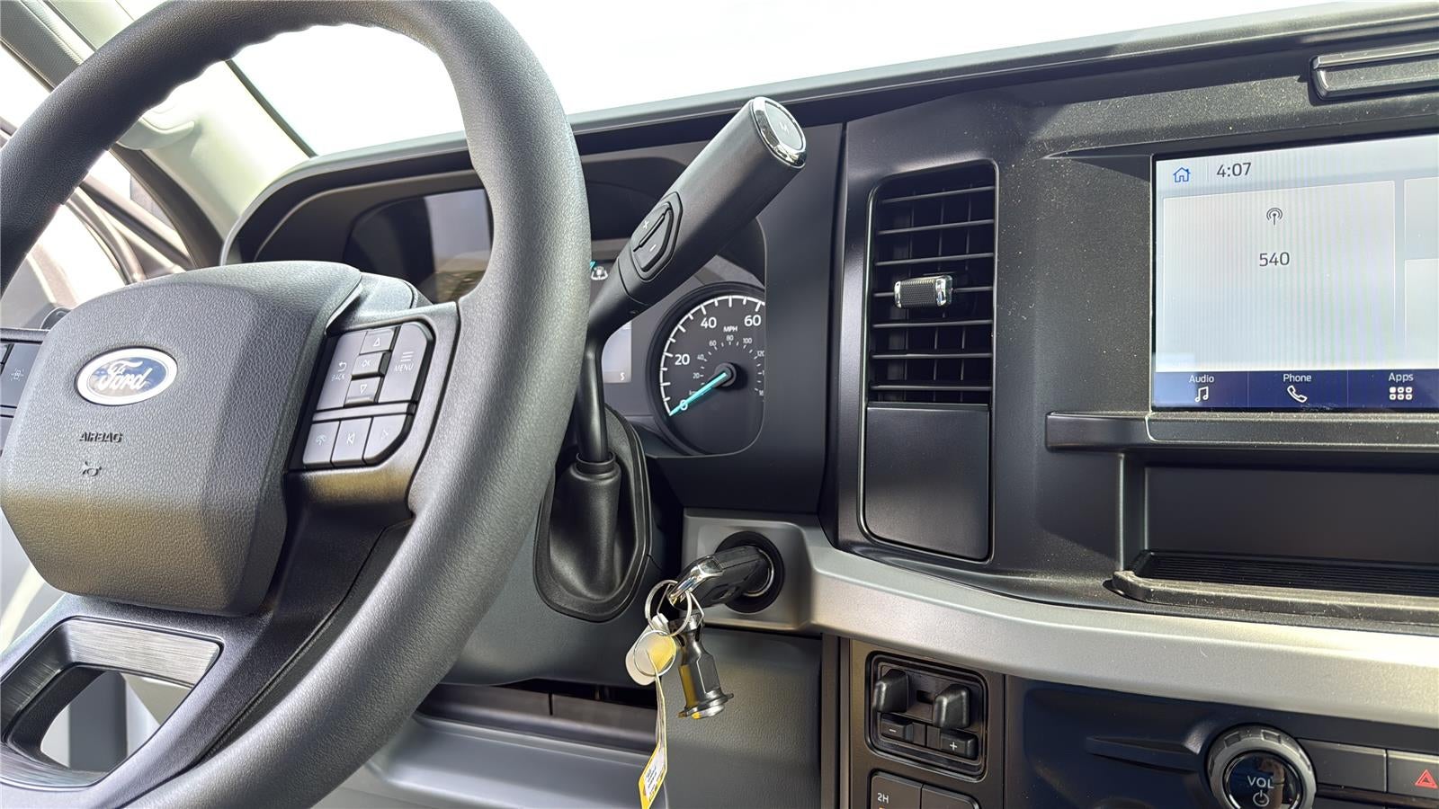 2026 Ford Super Duty F-450 DRW XL CHASSIS ONLY