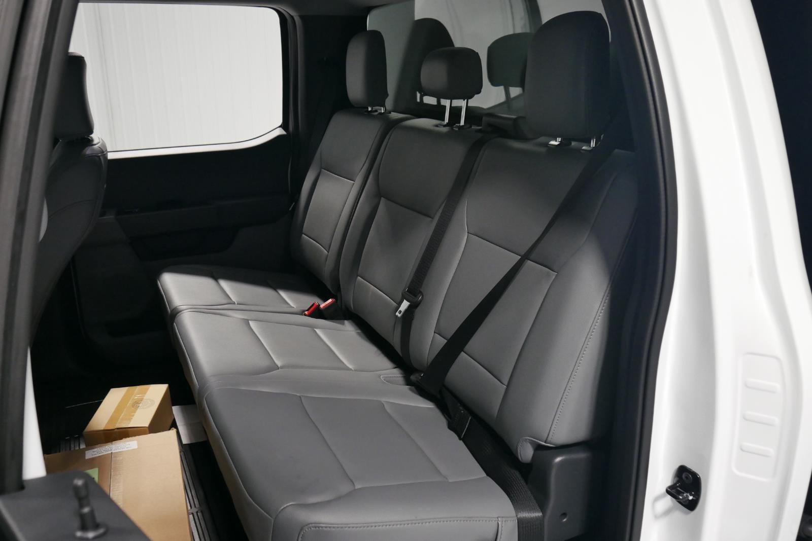 2025 Ford Super Duty F-450 DRW 9' DYNAPRO W/ BUYERS L-PAK