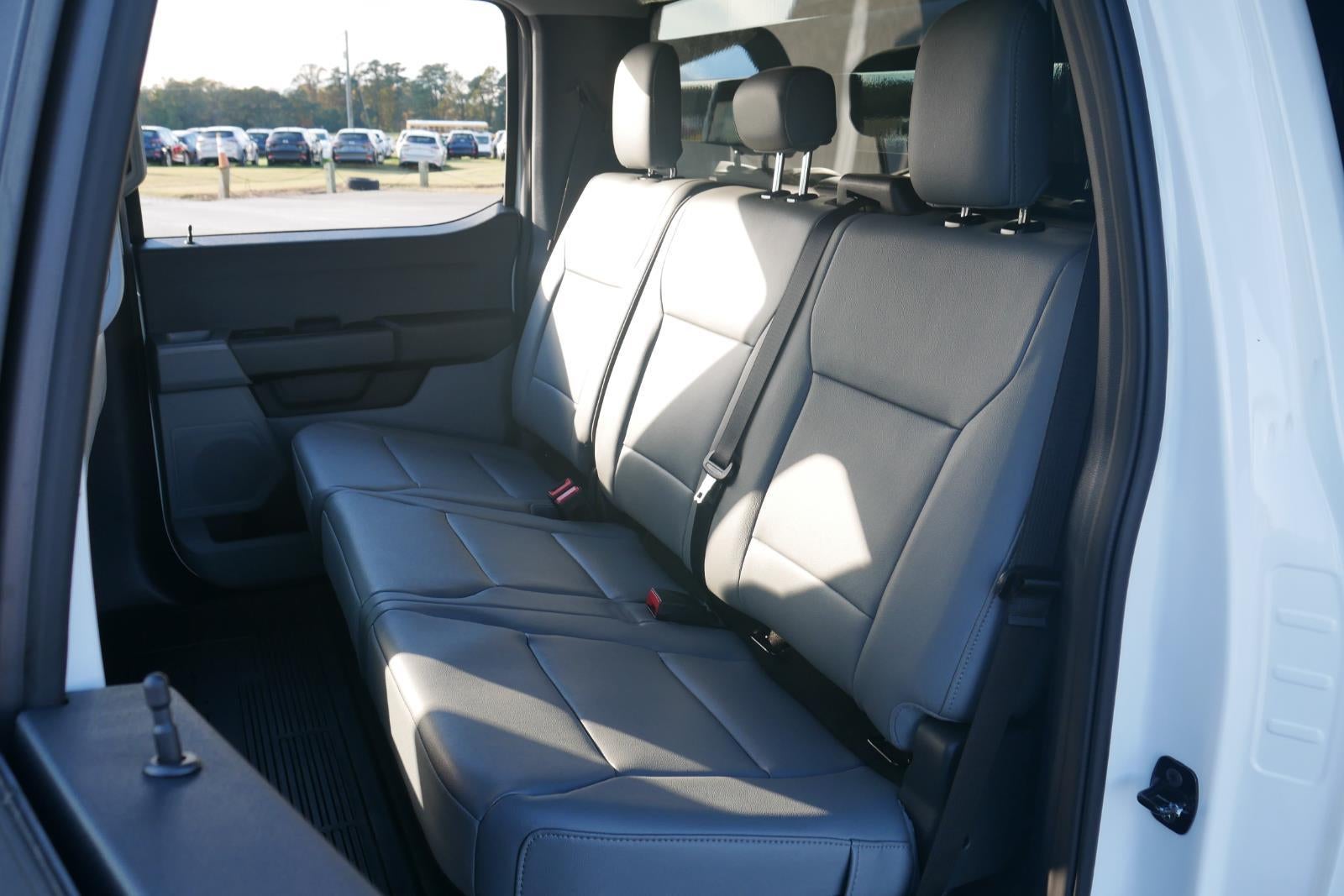 2025 Ford Super Duty F-450 DRW XL