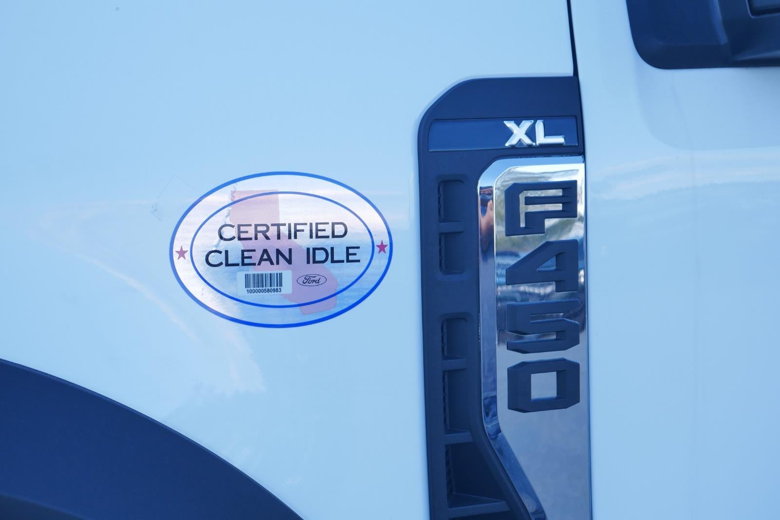 2025 Ford Super Duty F-450 DRW XL