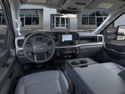 2025 Ford Super Duty F-450 DRW XLT