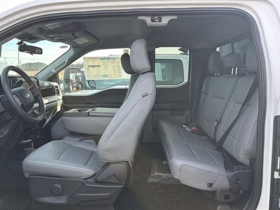 2025 Ford Super Duty F-450 DRW DYNAPRO 9' 3-4 YARD DUMP BODY, BUYERS I PAK TOOL BOX, 1/4 CABSHIELD MAUAL TARP, FULL PLATE 8 TON COMBO HITCH