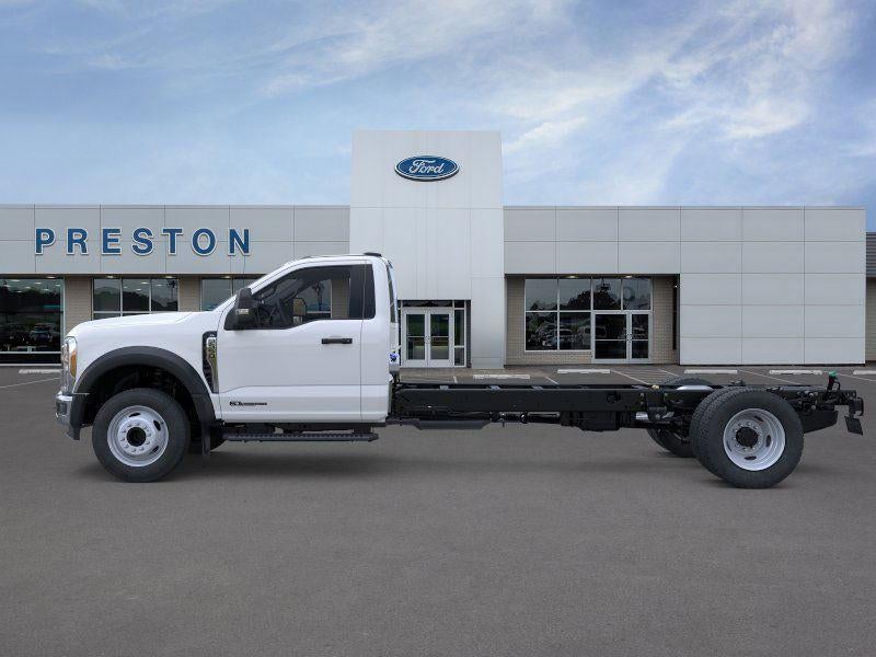2025 Ford Super Duty F-550 DRW XL