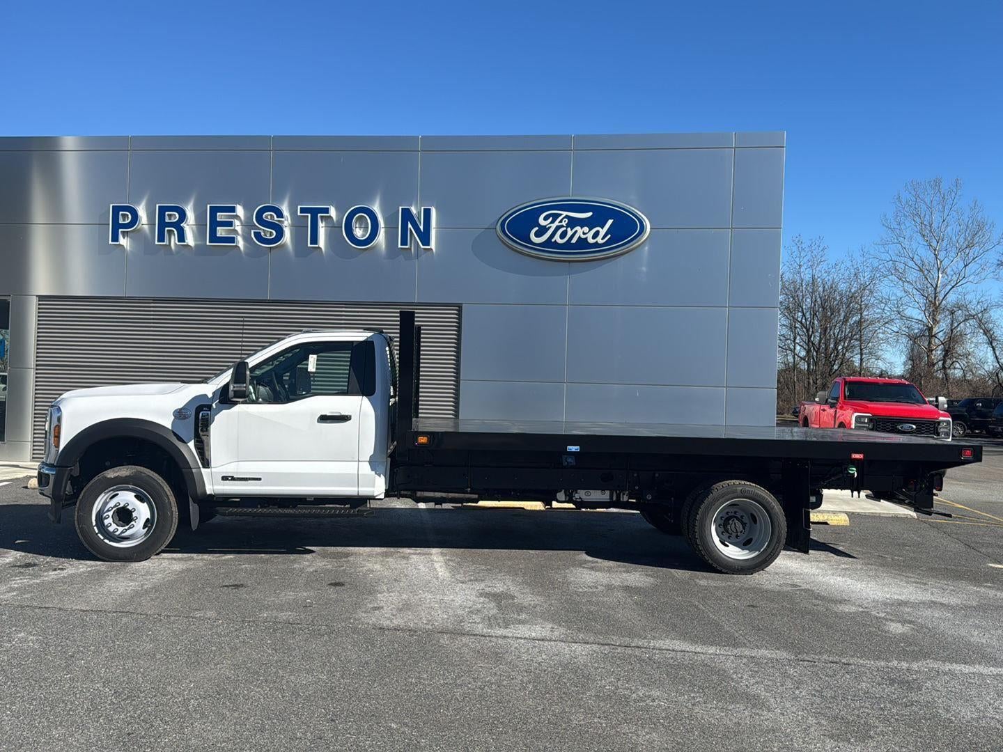 2025 Ford Super Duty F-550 DRW 16' KNAPHEIDE HEAVY DUTY PLATFORM BODY, SLIDING UNDER BODY WINCHES 48" UNDERBODY TOOL BOX