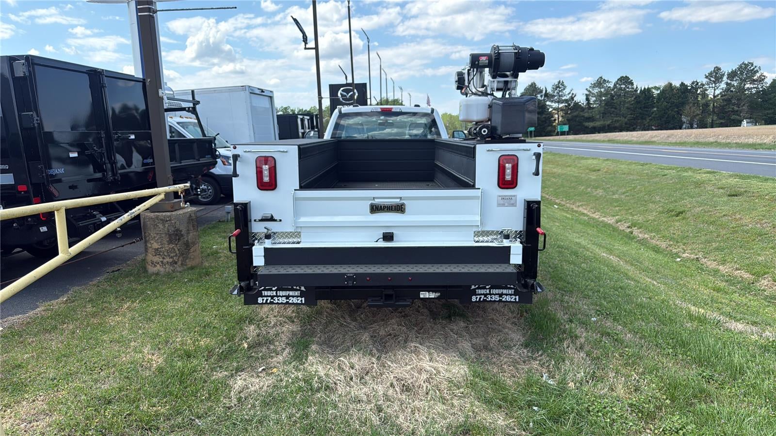 2025 Ford Super Duty F-600 DRW XL