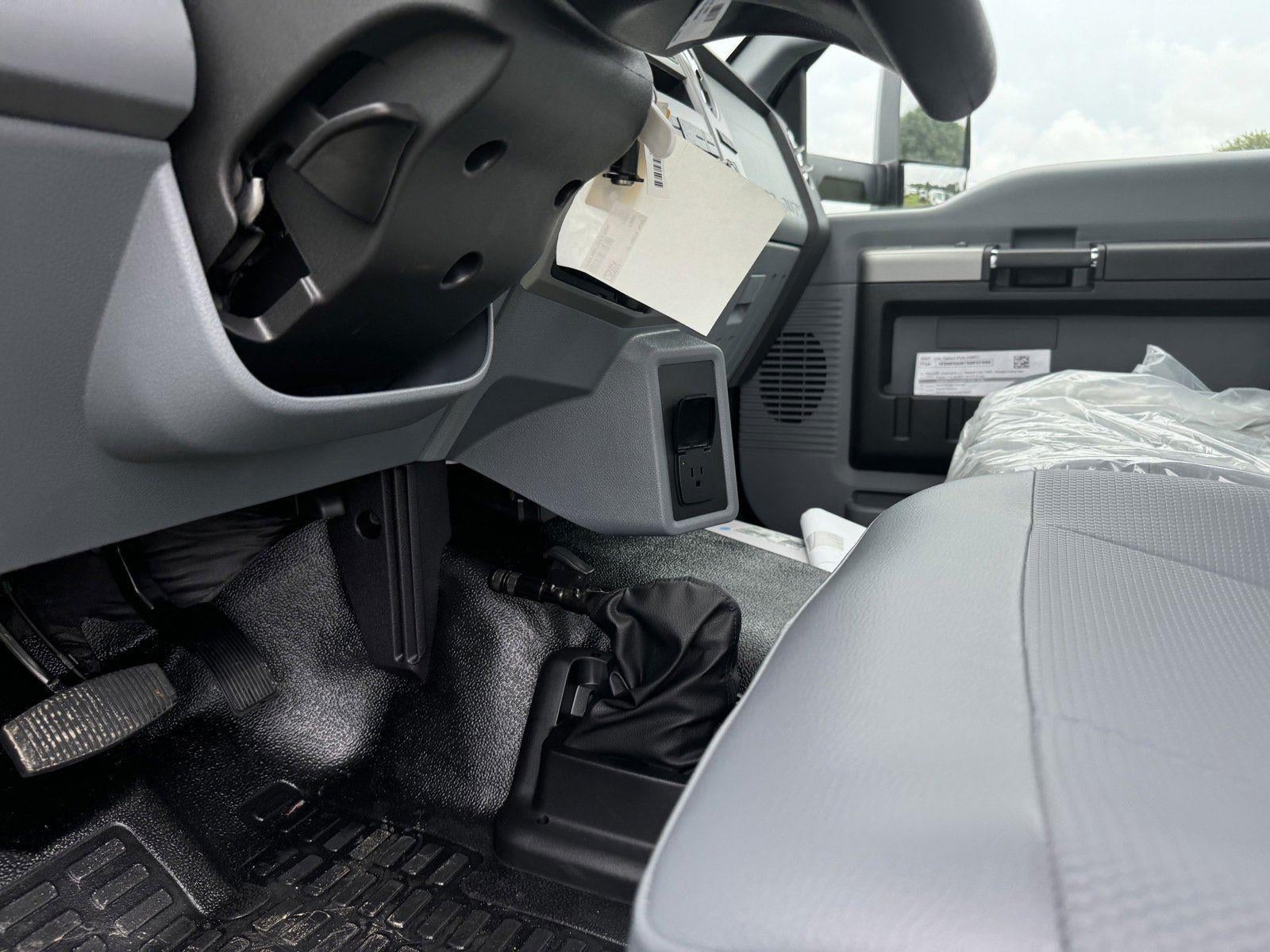 2025 Ford F-650 Straight Frame Gas F-650 SD Gas Straight Frame