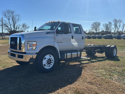 2024 Ford F-750 Straight Frame CHASSIS ONLY 260 WHEELBASE