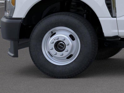 2026 Ford Super Duty F-350 DRW XL CHASSIS ONLY