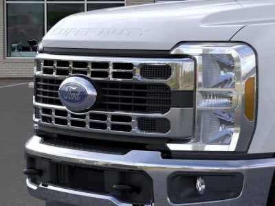2026 Ford Super Duty F-350 DRW XL CHASSIS ONLY