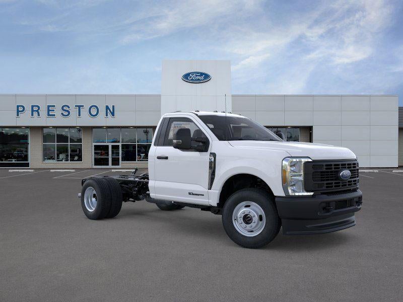 2026 Ford Super Duty F-350 DRW XL